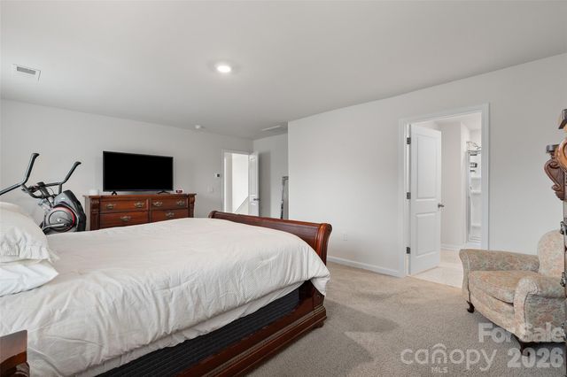 129 Valleywood Drive, Waynesville, NC 28786