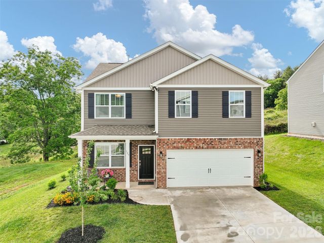 129 Valleywood Drive, Waynesville, NC 28786