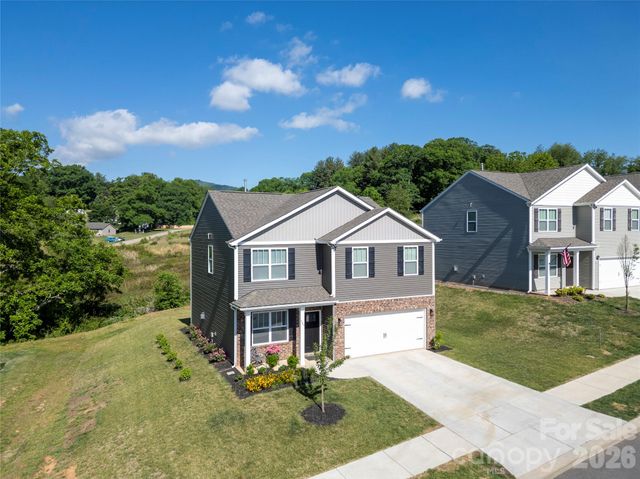 129 Valleywood Drive, Waynesville, NC 28786