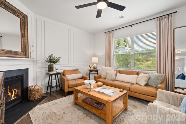 129 Valleywood Drive, Waynesville, NC 28786