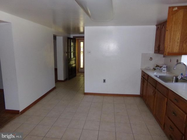 120 IRIS RD, Millville, NJ 08332