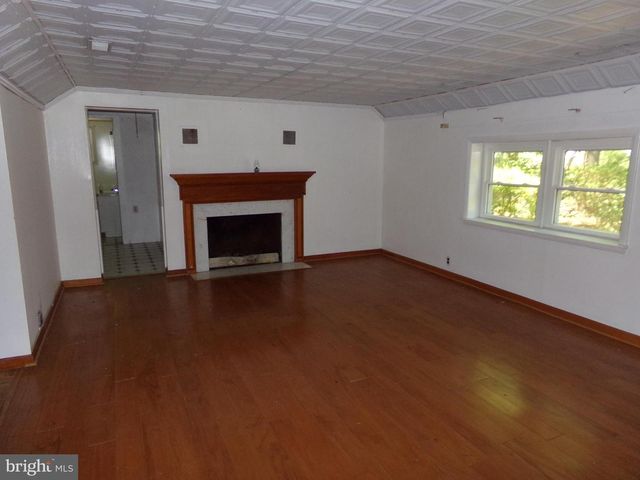 120 IRIS RD, Millville, NJ 08332