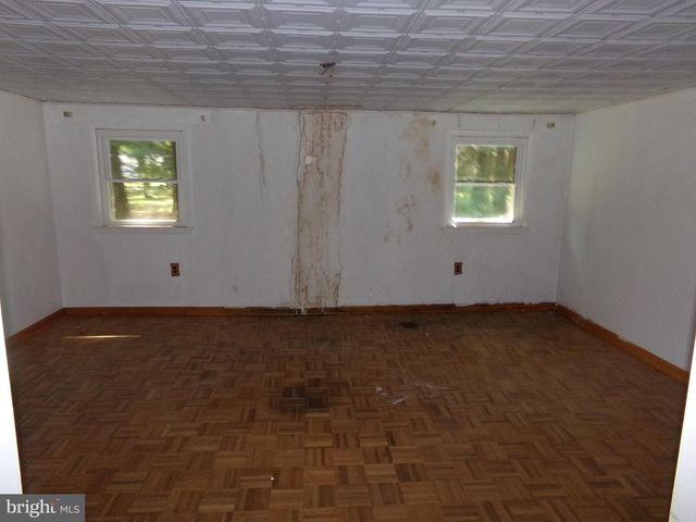 120 IRIS RD, Millville, NJ 08332