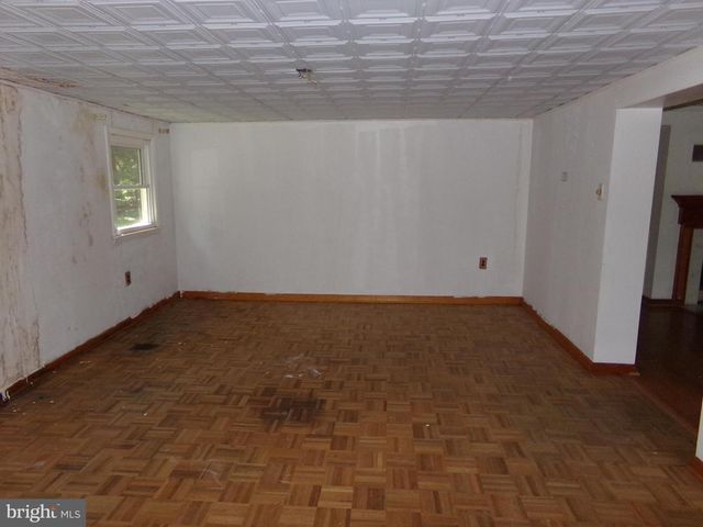 120 IRIS RD, Millville, NJ 08332