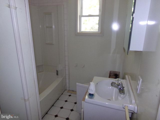 120 IRIS RD, Millville, NJ 08332