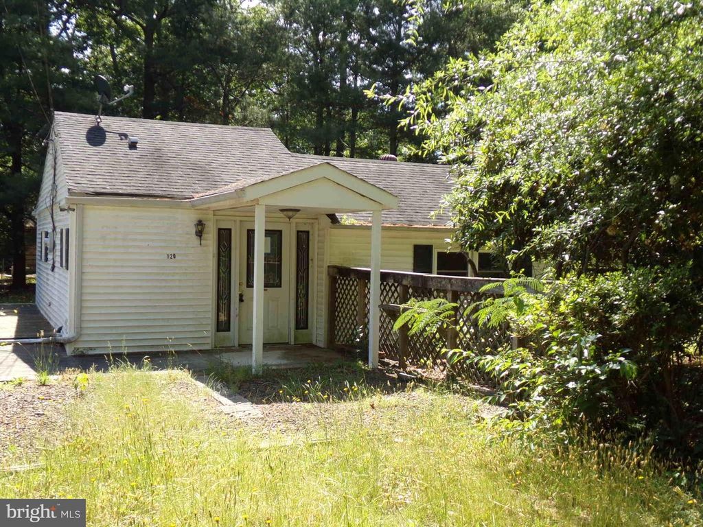 120 IRIS RD, Millville, NJ 08332