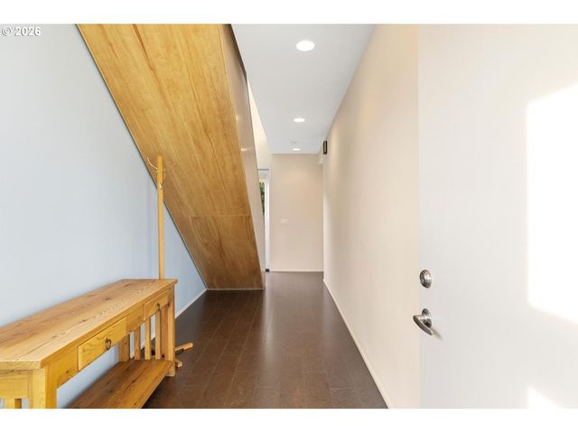 3412 N PIONEER CANYON Dr, Ridgefield, WA 98642