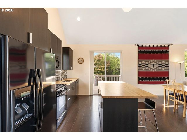 3412 N PIONEER CANYON Dr, Ridgefield, WA 98642