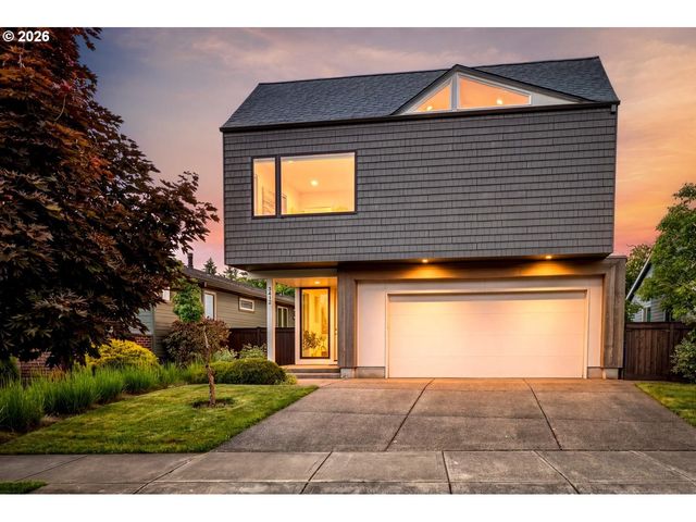 3412 N PIONEER CANYON Dr, Ridgefield, WA 98642