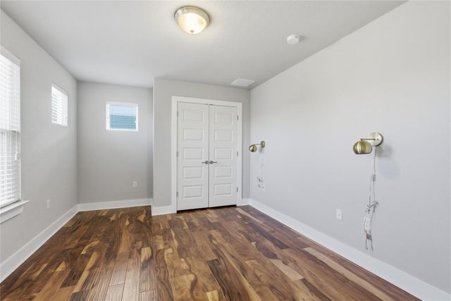 1937 Tramson DR 153C, Austin, TX 78741