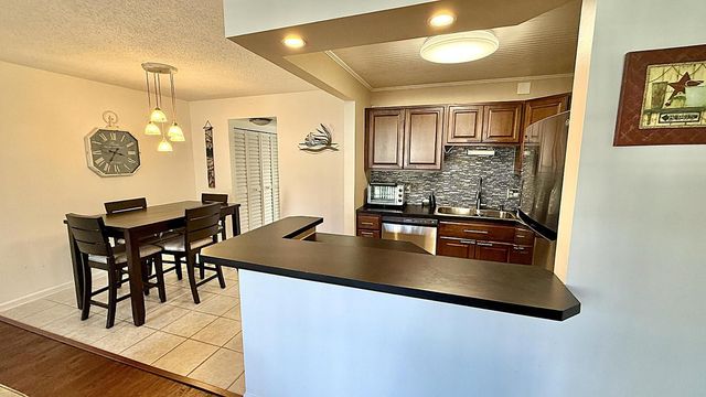 8 Ventnor A, Deerfield Beach, FL 33442