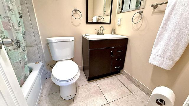 8 Ventnor A, Deerfield Beach, FL 33442