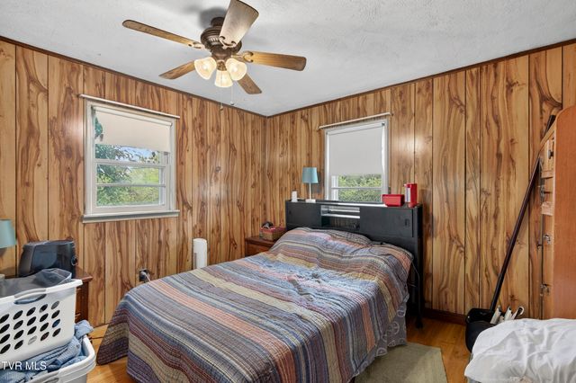 221 Mumpower Drive, Bristol, VA 24201