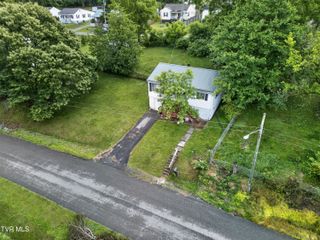 221 Mumpower Drive, Bristol, VA 24201