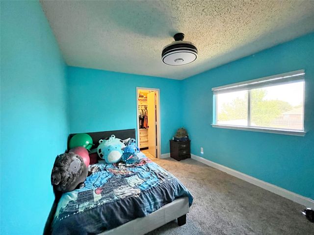 924 Rock Dove Circle, Saginaw, TX 76131