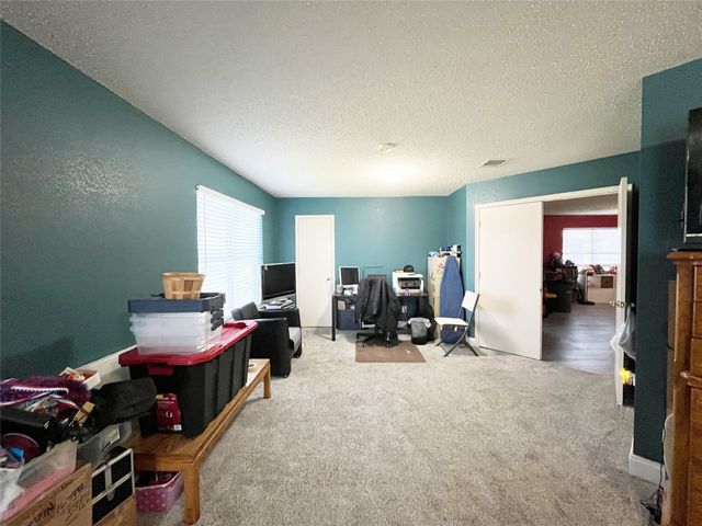 924 Rock Dove Circle, Saginaw, TX 76131