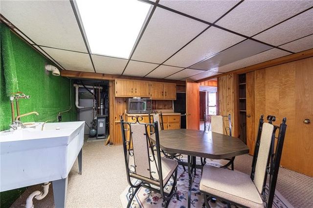 719 Locust St, Hempfield Twp, PA 15601