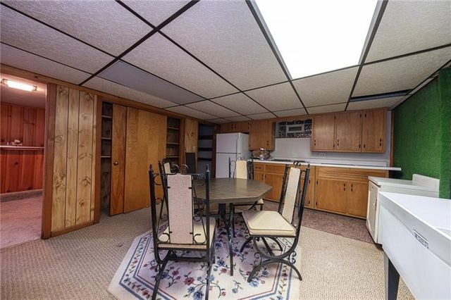 719 Locust St, Hempfield Twp, PA 15601