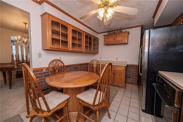 719 Locust St, Hempfield Twp, PA 15601