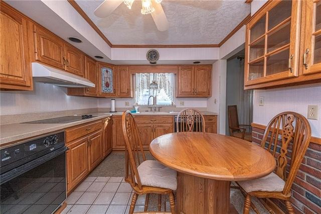 719 Locust St, Hempfield Twp, PA 15601