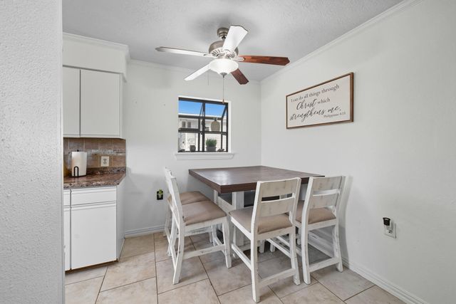 439 Pompano Street, Bayou Vista, TX 77563
