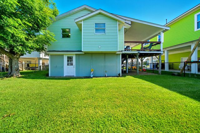 439 Pompano Street, Bayou Vista, TX 77563