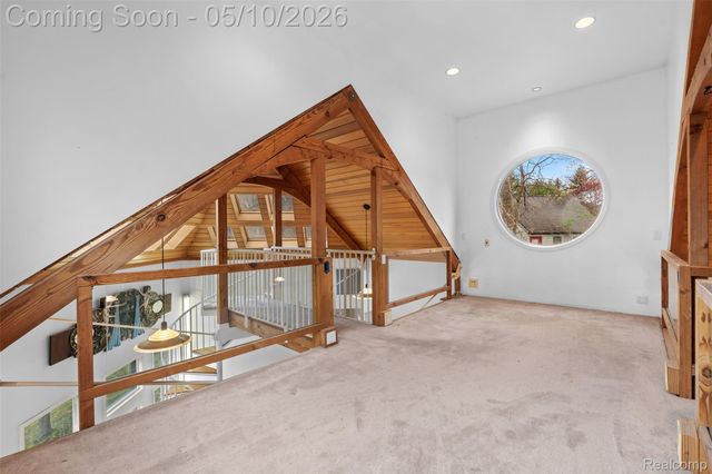 497 Lake George Road, Oakland Charter Township, MI 48363