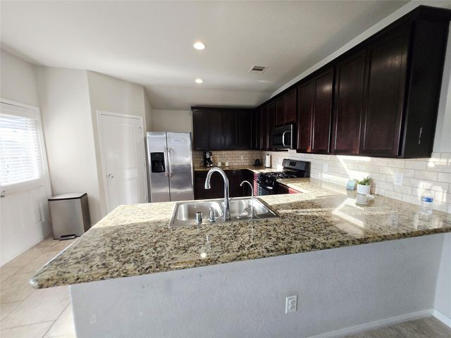 9526 Matilda Creek Court, Richmond, TX 77407