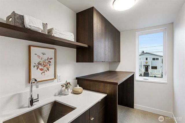 7336 27th Avenue NW, Seattle, WA 98117