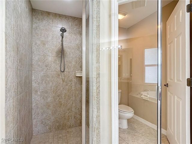 1726 Trafalgar PKWY, Cape Coral, FL 33991