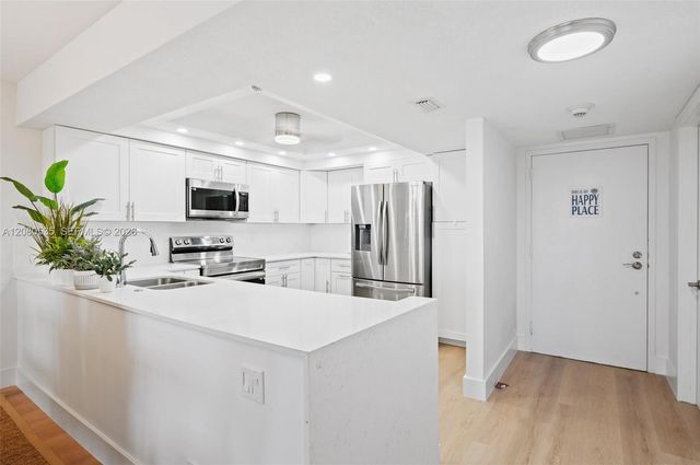 5100 N Ocean Boulevard 802, Lauderdale-By-The-Sea # 802, Lauderdale By The Sea, FL 33308