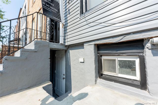 26 Gunther Place, Brooklyn, NY 11233