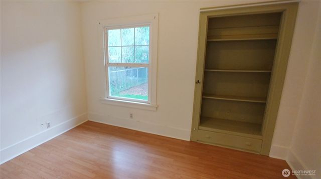 303 N 64th Street, Seattle, WA 98103