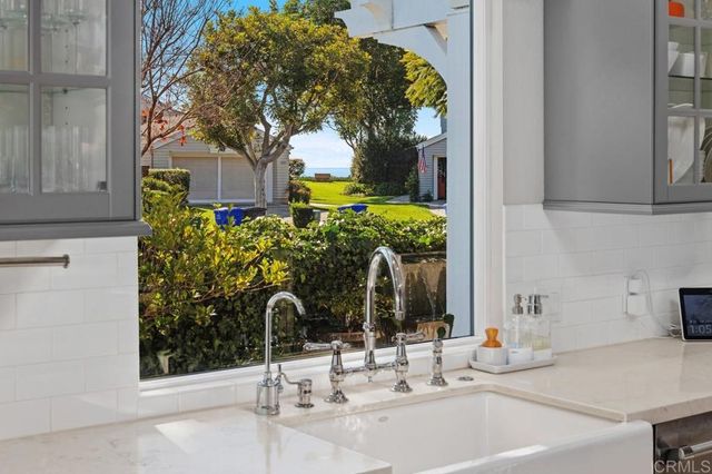 7426 Lantana, Carlsbad, CA 92011