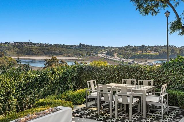 7426 Lantana, Carlsbad, CA 92011