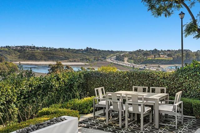 7426 Lantana, Carlsbad, CA 92011