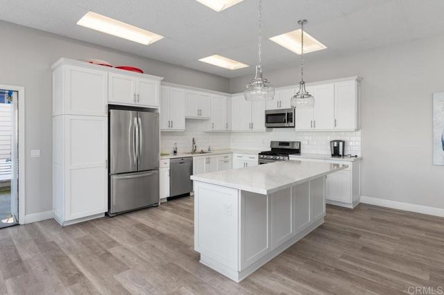 7426 Lantana, Carlsbad, CA 92011