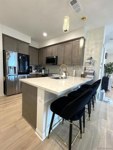 2708 Juniper Berry St, Spring Valley, CA 91977