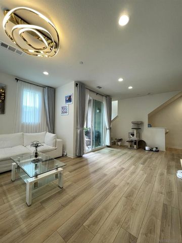 2708 Juniper Berry St, Spring Valley, CA 91977