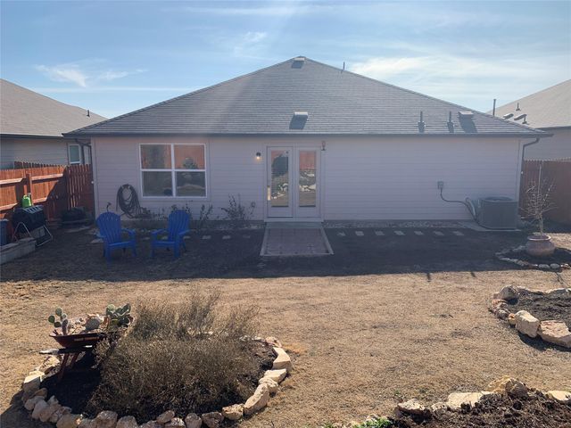 606 Quarton DR, Hutto, TX 78634