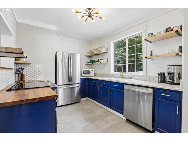 11418 Nw 7TH Ct, Vancouver, WA 98685
