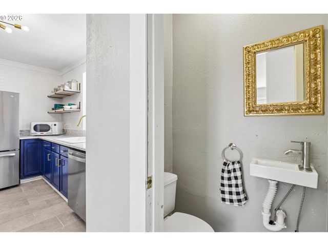 11418 Nw 7TH Ct, Vancouver, WA 98685