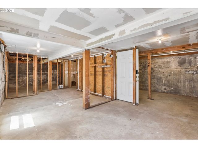 11418 Nw 7TH Ct, Vancouver, WA 98685