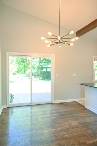 1034 Castleton Way, Lexington, KY 40517