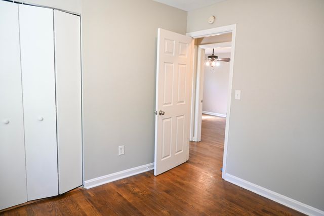 1034 Castleton Way, Lexington, KY 40517