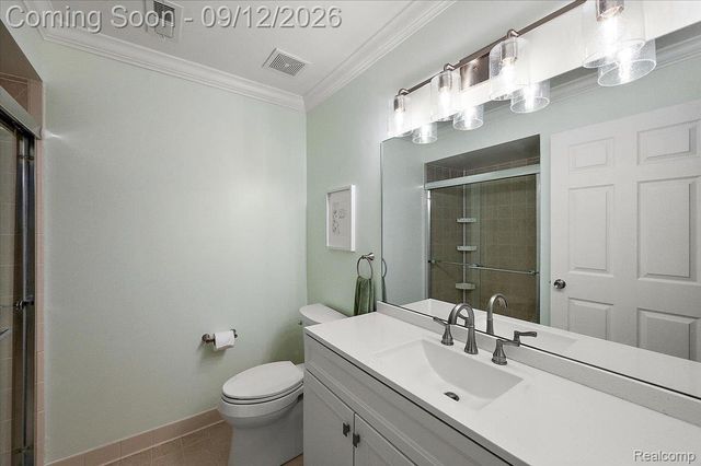 3601 Tremonte Circle N, Oakland Charter Township, MI 48306