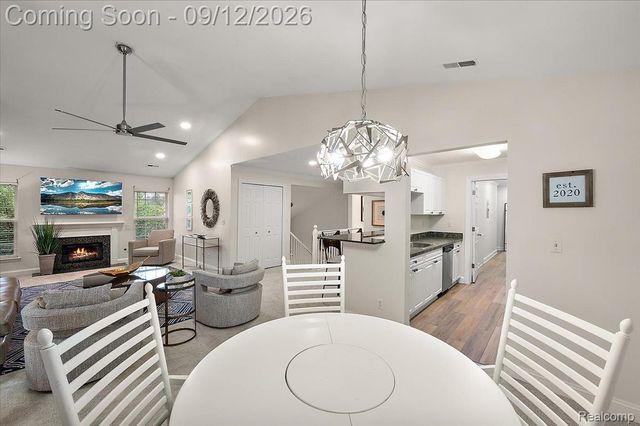 3601 Tremonte Circle N, Oakland Charter Township, MI 48306