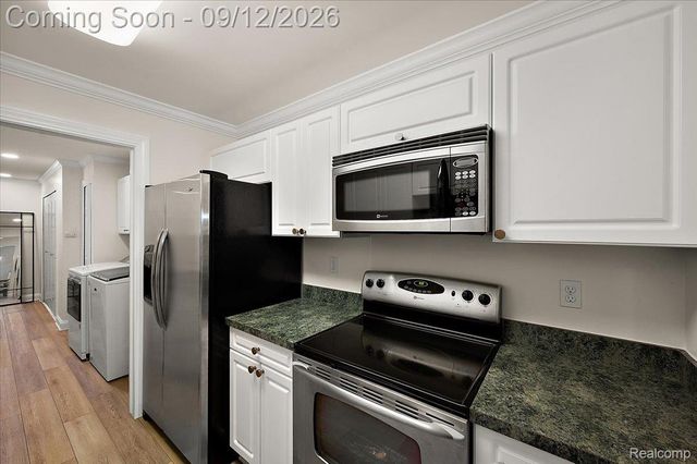 3601 Tremonte Circle N, Oakland Charter Township, MI 48306