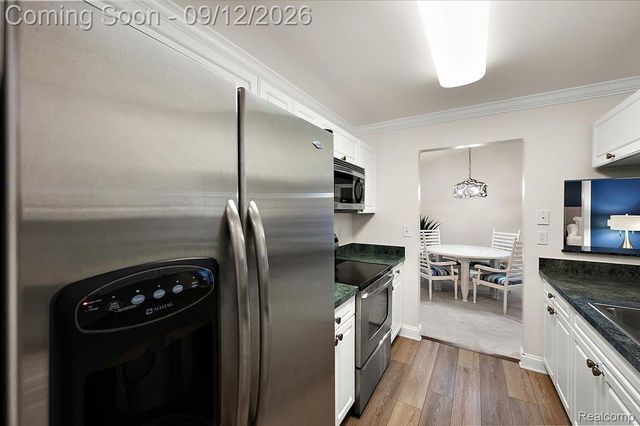 3601 Tremonte Circle N, Oakland Charter Township, MI 48306