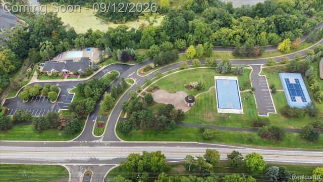 3601 Tremonte Circle N, Oakland Charter Township, MI 48306
